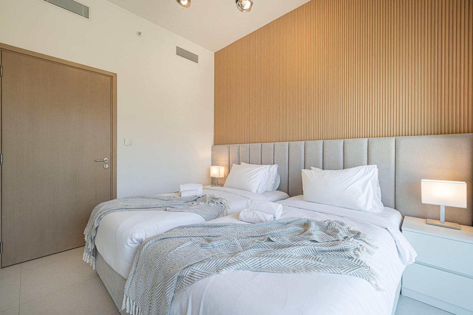 Full Burj Khalifa View! Brand New 2 Bedrooms! 5min Walk From Mall! Апартаменти *