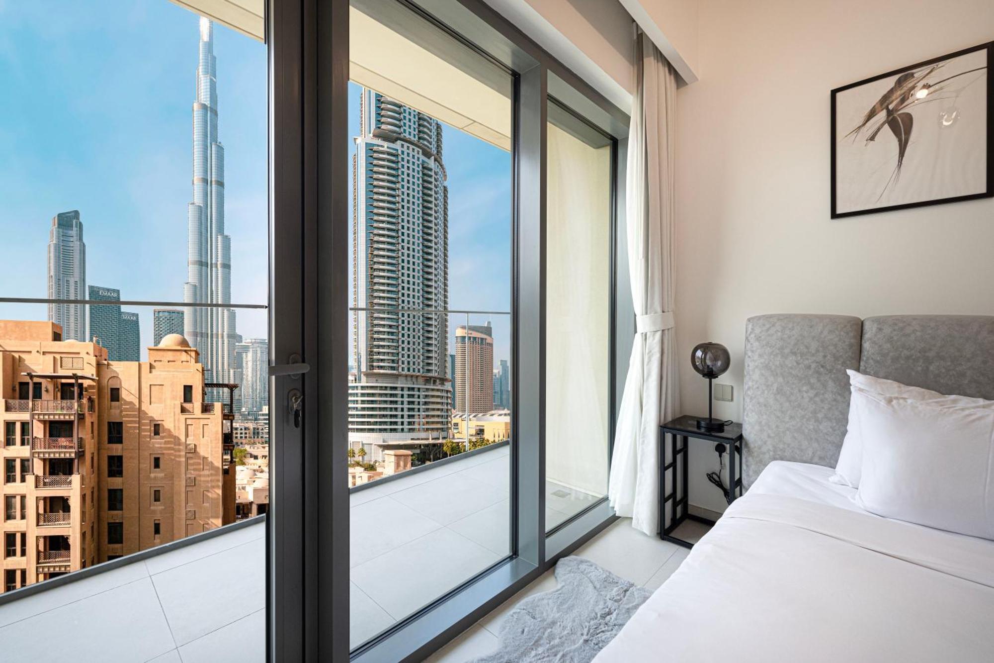 Апартаменти Full Burj Khalifa View! Brand New 2 Bedrooms! 5min Walk From Mall! *