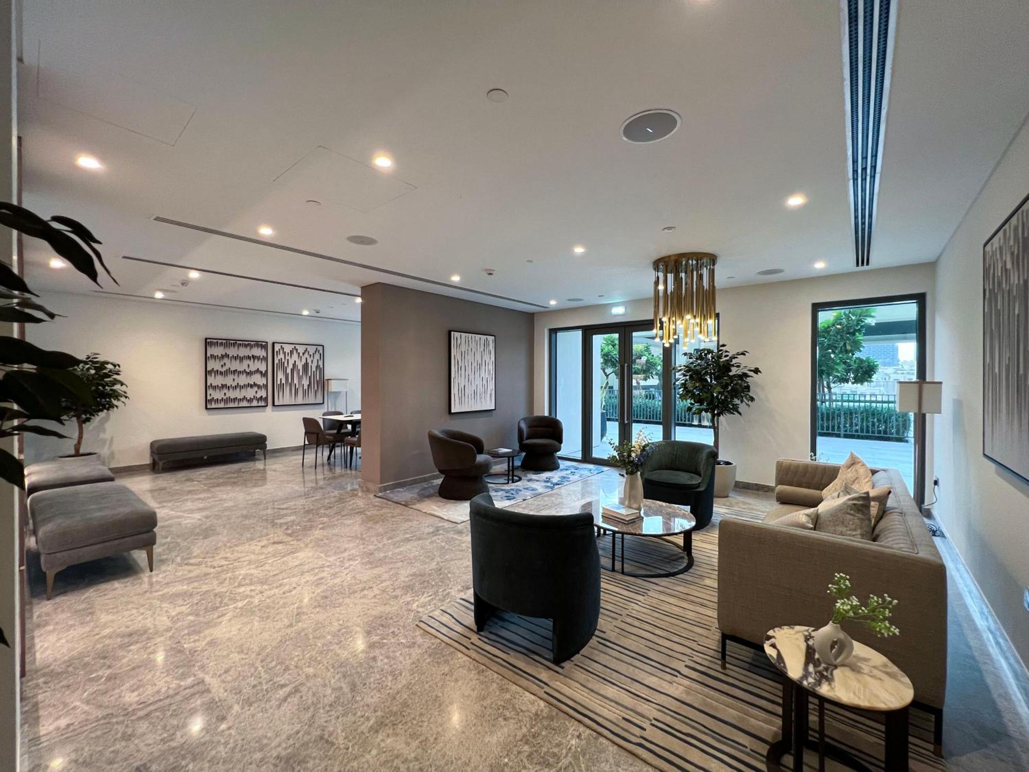 Апартаменти Full Burj Khalifa View! Brand New 2 Bedrooms! 5min Walk From Mall!